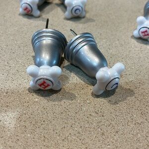 5 sets of novelty corn on the cob holders 🌽